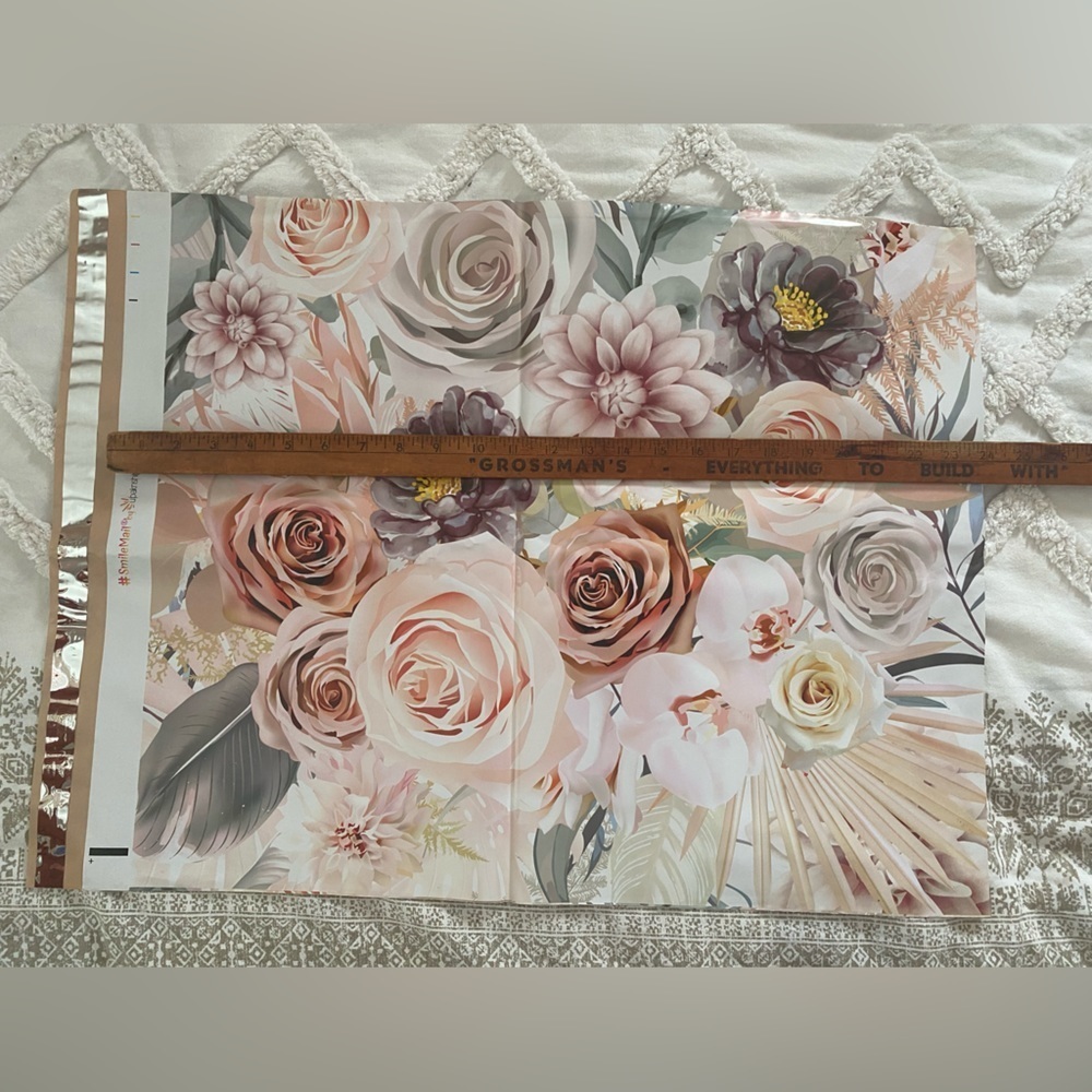 New poly mailers set of 10 size 19 by 24in - beautiful flower - Picture 3 of 5